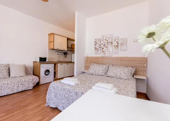 Belvedere Naxos 10 Giardini Naxos