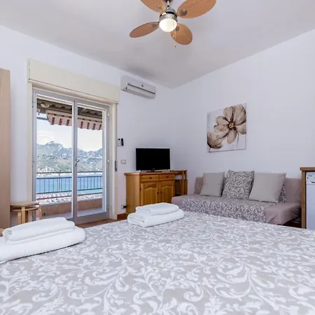 Belvedere Naxos 10 * Giardini-Naxos