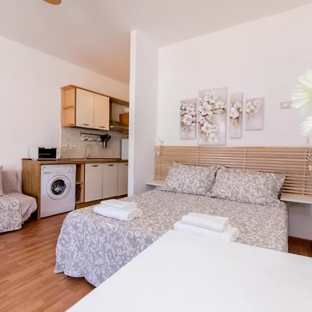 Belvedere Naxos 10 Giardini Naxos